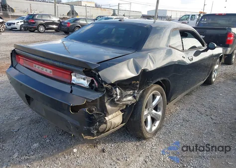 2014 Dodge Challenger Sxt from USA, damaged, VIN 2C3CDYAG5EH110870
